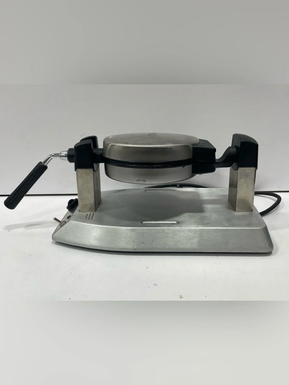 Waring Pro Professional Waffle Maker Restaurant Style Stainless Steel
